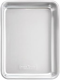 Nordic Ware Natural Aluminum Commercial Rectangular Cake Pan, Exterior