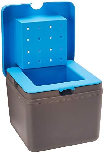 True Cubes Crystal Clear Ice Cube Maker, 4 Large 2"x2"x2" Ice Cubes