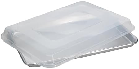 Nordic Ware Naturals Half Sheet with Lid