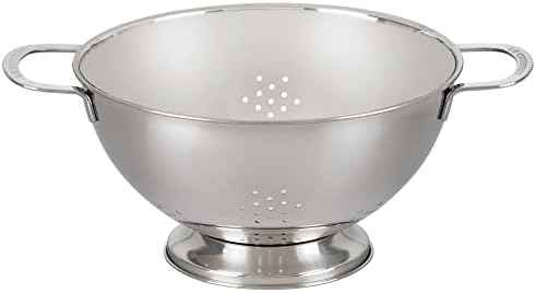 Le Creuset Set of 3 Stackable Colanders