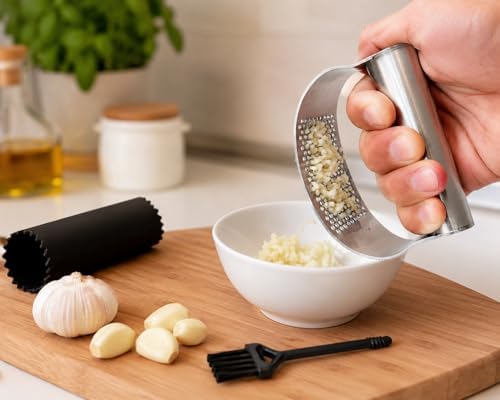 Stainless Steel Garlic Press with Silicone Peeler
