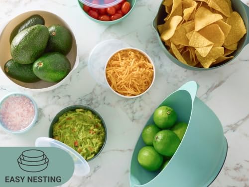 7-Piece Plastic Mixing Bowl Set 4.5 Qt Nesting Bowls with Lids, 11.75"