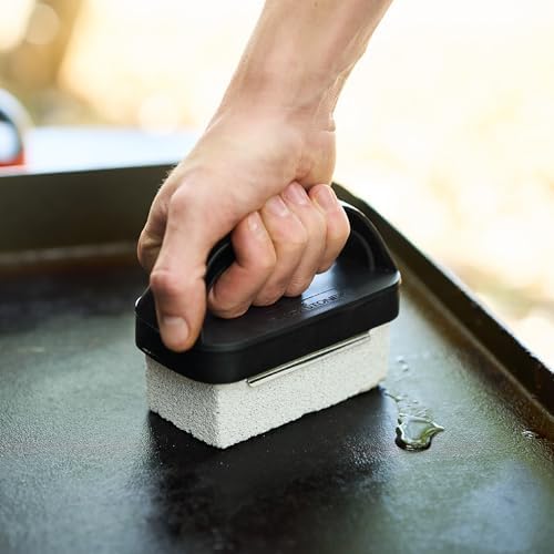 Blackstone OTG Deluxe 13-Piece Griddle Cleaning Kit