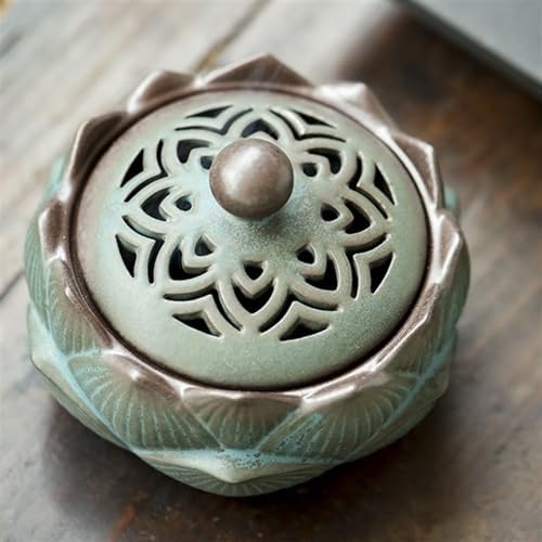 Flower Shape Garlic Keeper with Ventilated Lid Stylish Ceramic Garlic