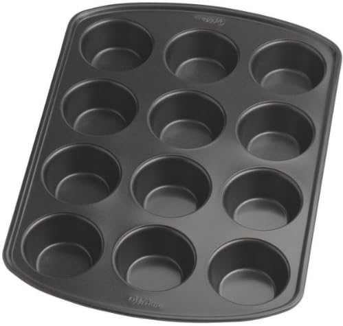 Wilton Advance Select Premium Non-Stick Square Cake Pan, 9 x 9-Inch