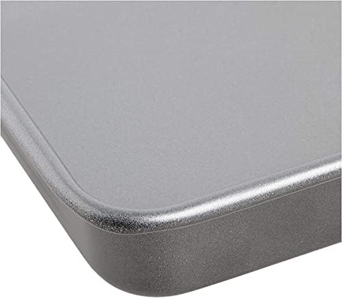 Cuisinart 9-Inch Chef's Classic Nonstick Bakeware Square Cake Pan