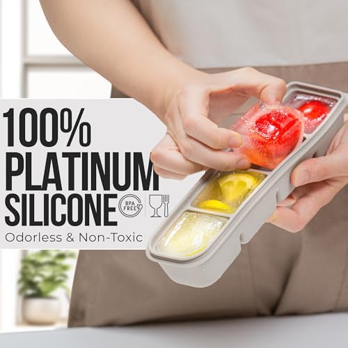 0.5 oz 12-Cavity Silicone Ice Cube Freezer Tray with Lid, Gray