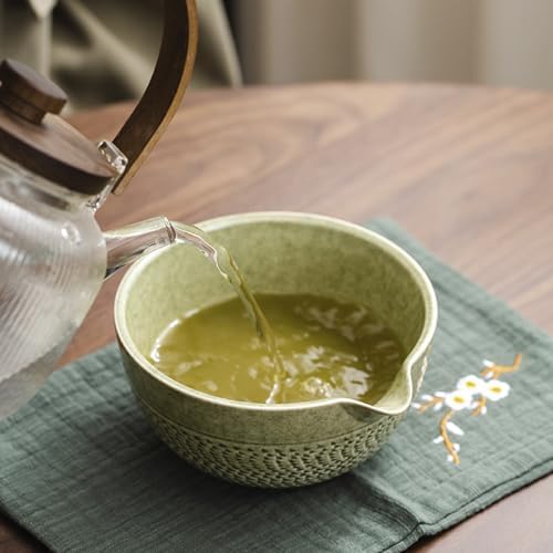 Matcha Bowl with Spout, 500 ml/18 oz Ceramic Matcha Mixing Bowl