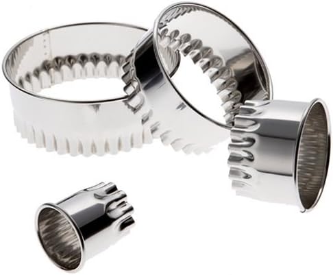 Ateco Fluted Edge Round Cutters in Graduated Sizes, Stainless Steel - Image 2