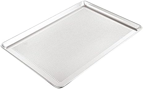 Restaurantware 2-Piece Perforated Aluminum Baking Sheet Set - Met Lux