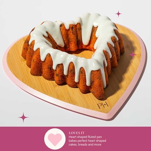 Paris Hilton Heart Shaped Fluted Cake Pan, Cast Aluminum with Clean