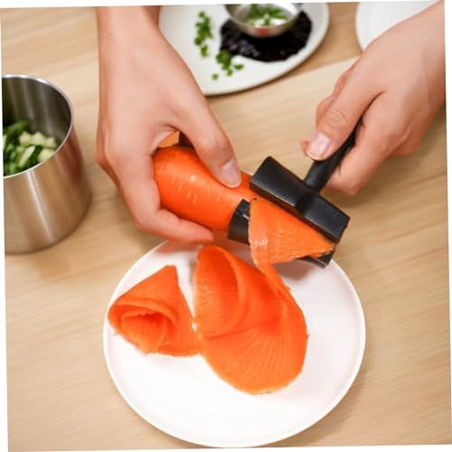 2Pcs Cucumber Slicer Stainless Steel Carrot Peeler and Curler Spiral