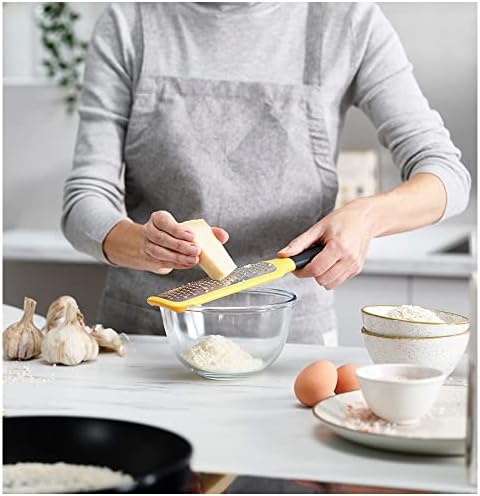 Joseph Joseph Coarse Grater – Easy-Grip Handle with Sharp Stainless