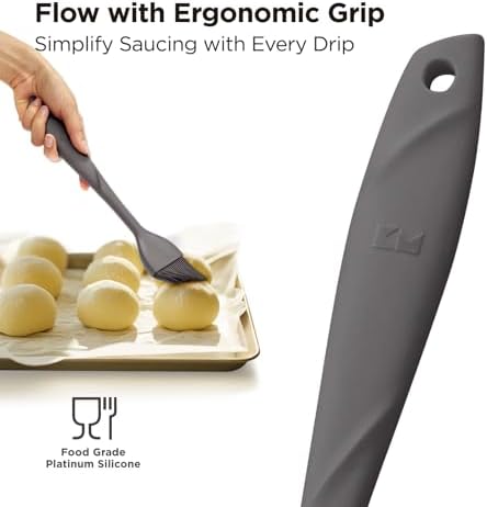 Kitchen Mama WaltzGrip Platinum Silicone Basting Pastry Brush, Metal