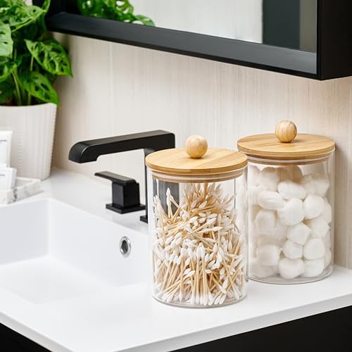 Le'raze Set of 2 Glass Canisters for Kitchen Counter with Airtight