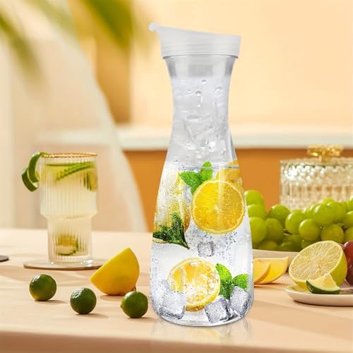 20 Oz Water Carafe with Flip Top Lid, Clear Plastic Water Pitcher