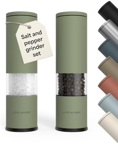LARS NYSØM Manual Salt and Pepper Grinder Set
