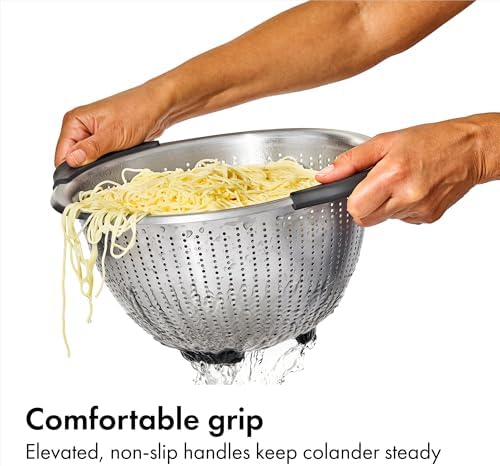 OXO Good Grips Strainer - 5 Qt Capacity, Stainless Steel