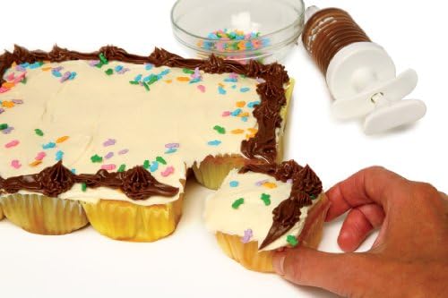 Norpro Nonstick 12-Cavity Linking Brownie Muffin Cupcake Cake Pan
