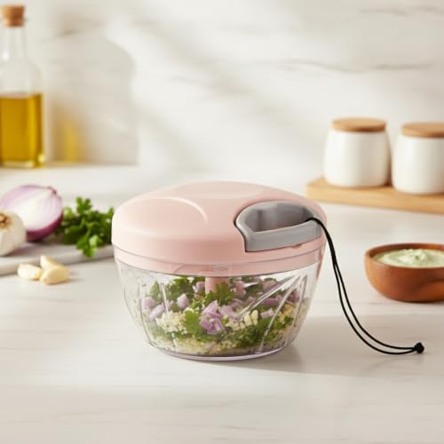 Effortless Veggie Prep: Manual Pull-String Chopper for Garlic, Onions