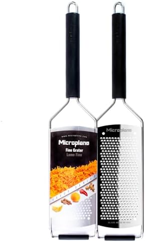 Microplane Savor Series Kitchen Grater Fine in Black for Hard Cheese