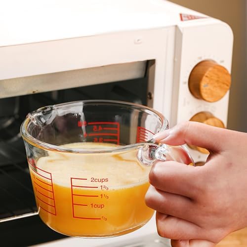 2-Cup Borosilicate Glass Measuring Cup with Lid