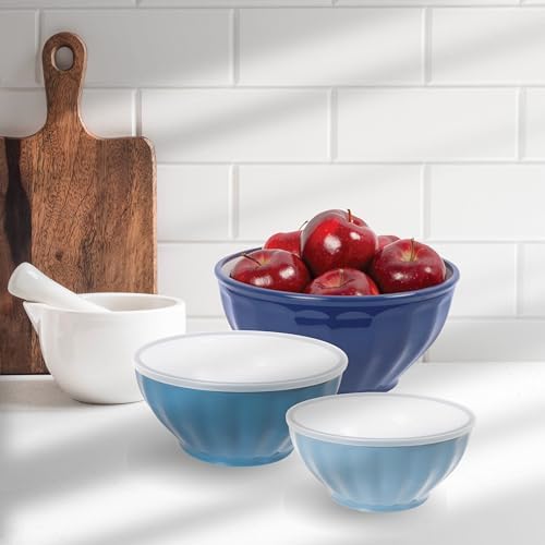 Oggi Set of 3 Ribbed Mixing Bowls with Lids - Nested Plastic Bowls for