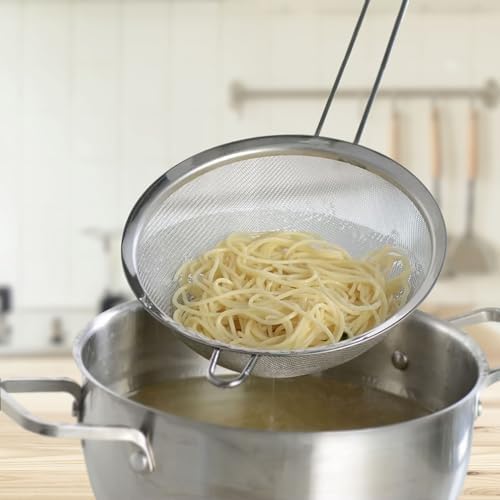 HIC Kitchen Fine Mesh Strainer With Helper Handle, 18/8 Stainless