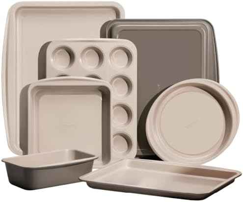 Carote 7Pieces Baking Pans Set Nonstick, Premium Carbon Steel Non Toxic Stackable Bakeware Sets for Kitchen, Scratch-Resistant, Oven Bake Sheets for Baking, Cake Pan, Roasting Pan, Muffin Pan, Brown