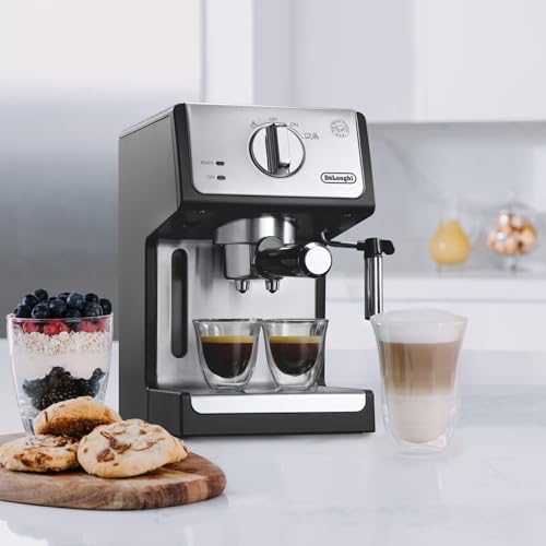 De'Longhi 15-Bar Pump Espresso Machine with Milk Frother