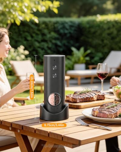 CIRCLE JOY 2 in 1 Electric Salt and Pepper Grinder Set