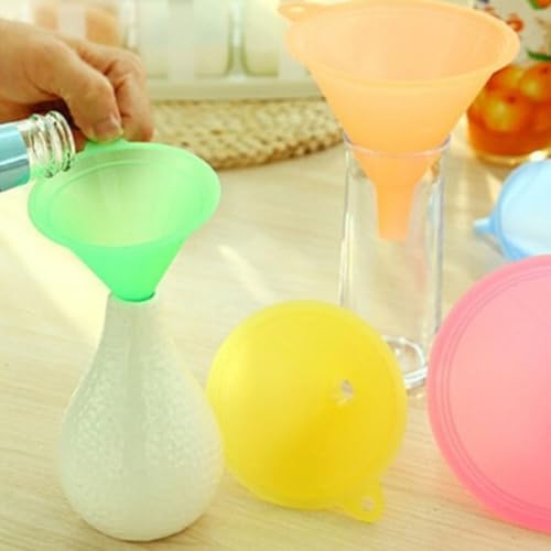 5pcs Small Kitchen Funnels Food Grade Plastic Nesting Set for Filling