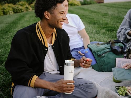 Stanley AeroLight Transit Bottle 20 oz | Locking Drink Through Lid