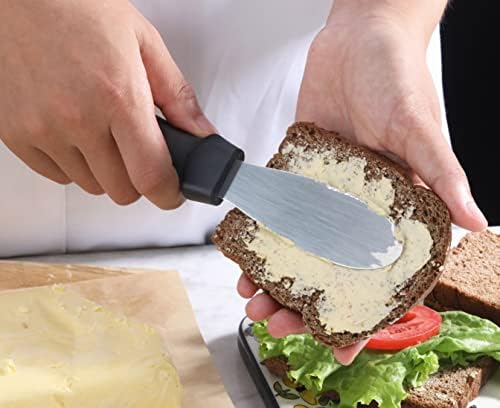 New Star Foodservice Plastic Handle Stainless Steel Butter Spreader