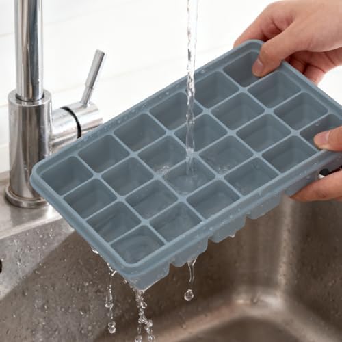Silicone Ice Cube Trays with Lid, 4 Pack Easy Release Stackable Ice