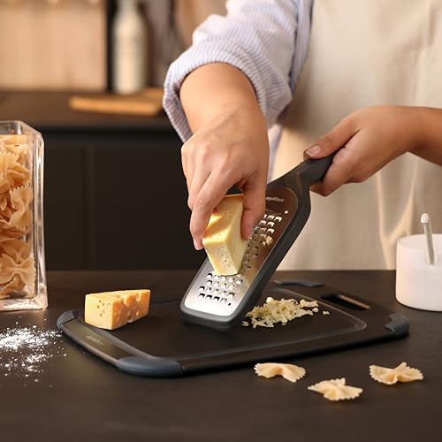 Zyliss Coarse Grater with Stainless Steel Blade