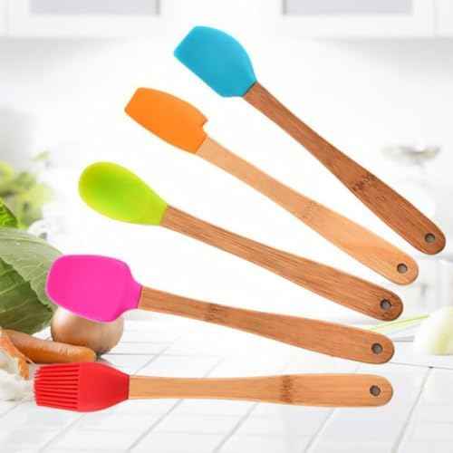 Silicone Baking Tool Set, Oil Brush and Cream Spatulas for Cake