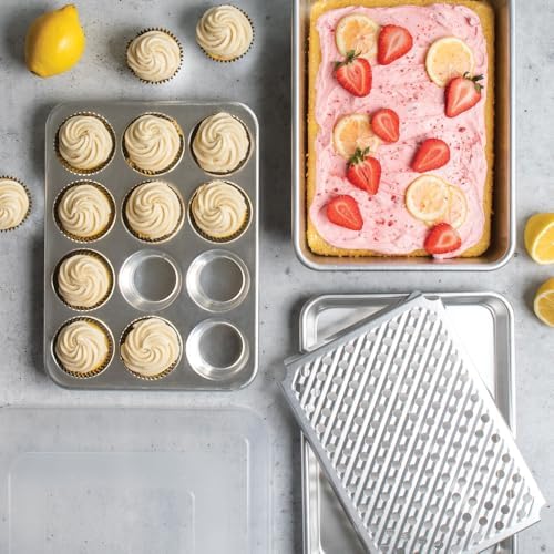 Nordic Ware Naturals 5-Piece Bake Set including Quarter Sheet, 9 x 13