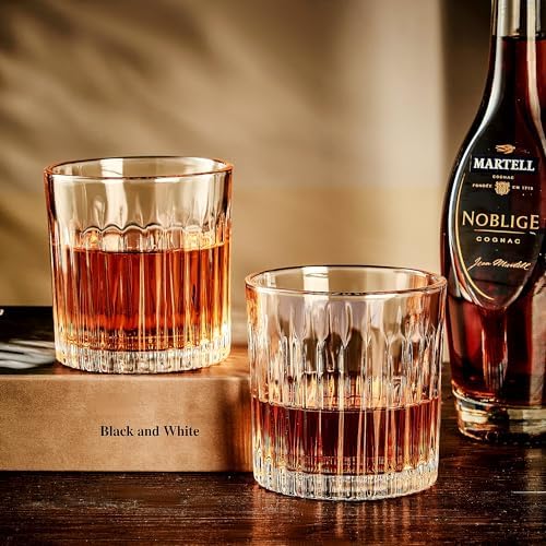 GLASKEY Whiskey Glasses Set of 4,Lead-Free Crystal Old Fashioned