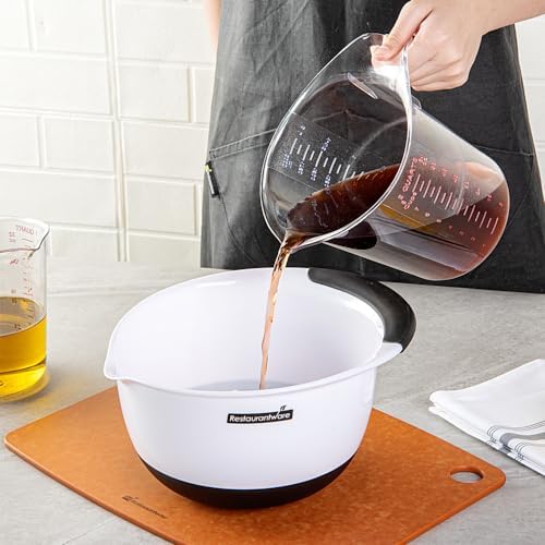 Restaurantware Plastic Measuring Cup - Chef 101 Measuring Jug with