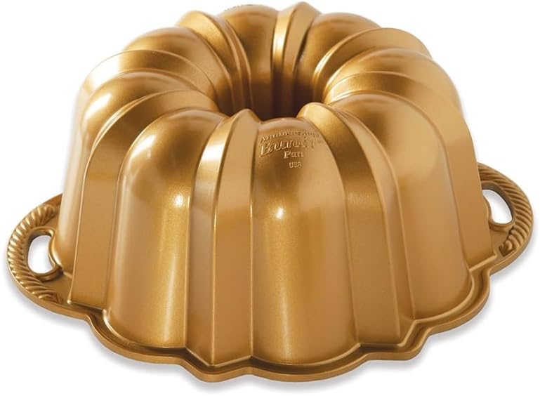 Nordic Ware Original Bundt Cake Pan - Finishing Tool & Cooling Rack