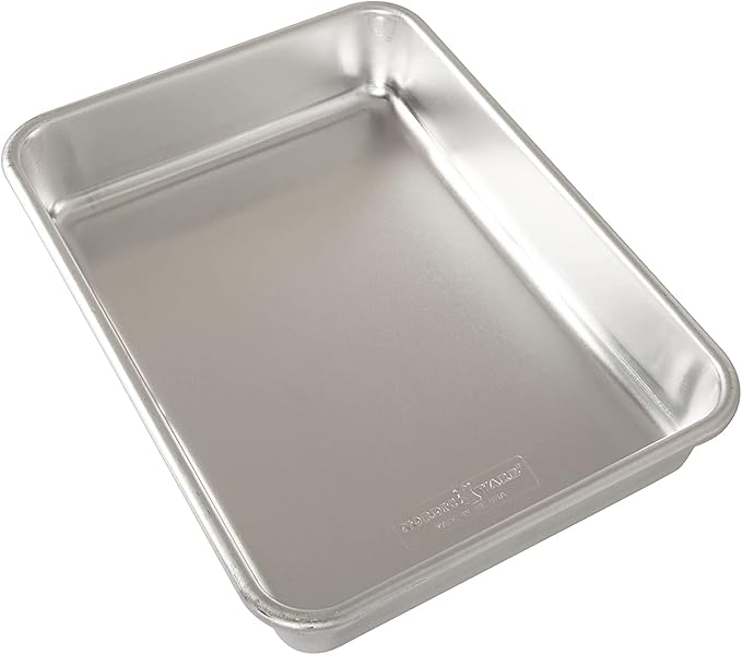 Nordic Ware Natural Aluminum Commercial Cake Pan - Image 9