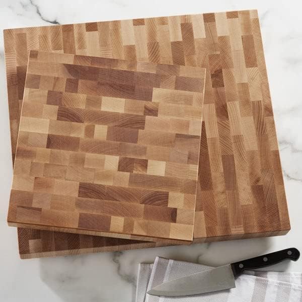 Personalization Universe Laurel Wreath Butcher Block Cutting Board