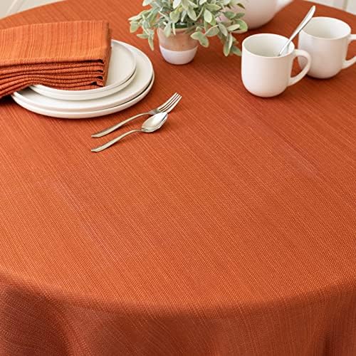 Benson Mills Cameron Tablecloth (Bison, 70" Round)