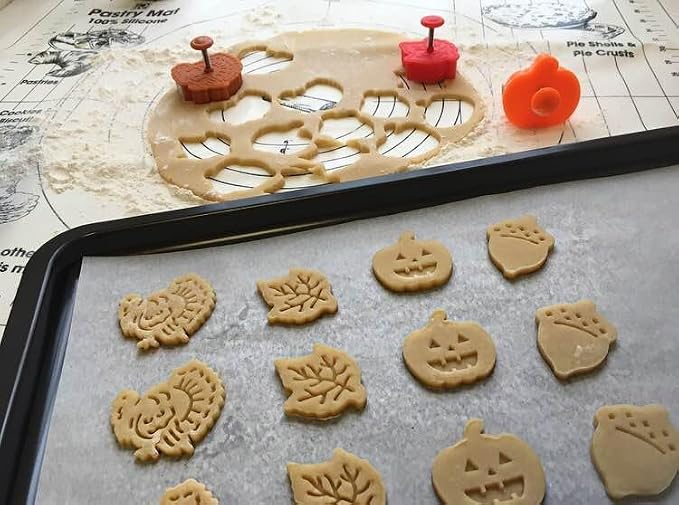 R&M Autumn Theme Pastry & Cookie Stamper set of 4. Assorted Designs & Colors - Image 3