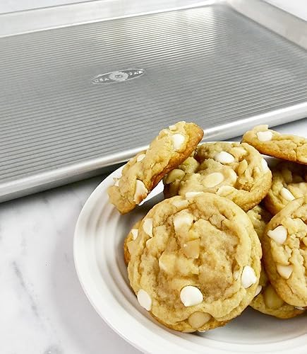 USA Pan Global Nonstick Aluminum Half Sheet Pan