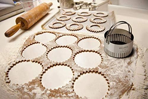 HULISEN Biscuit Cutter Set 5-Pc, Fluted Cookie Cutters with Handle