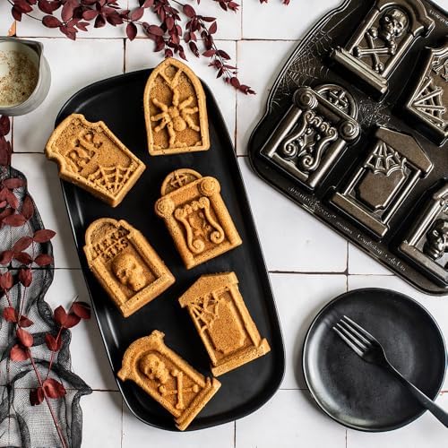 Nordic Ware Tombstone Cakelet Pan