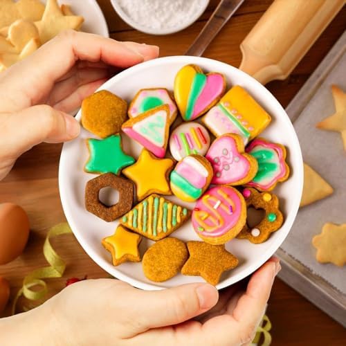 YomiFamily 30Pcs Mini Cookie Cutter Set