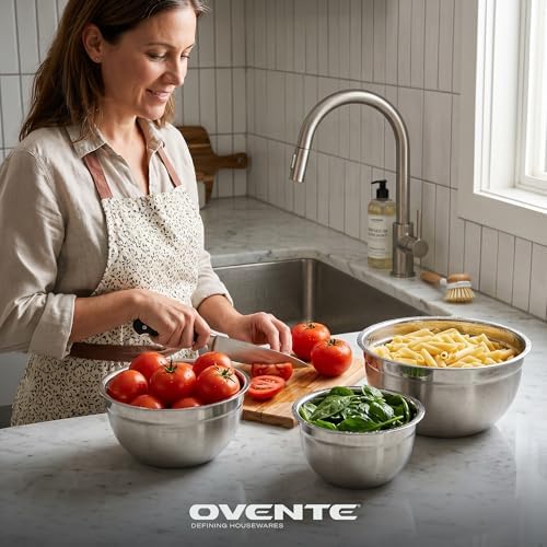 OVENTE Stainless Steel Mixing Bowl Set of 3 with Lids, Silver BM46333S